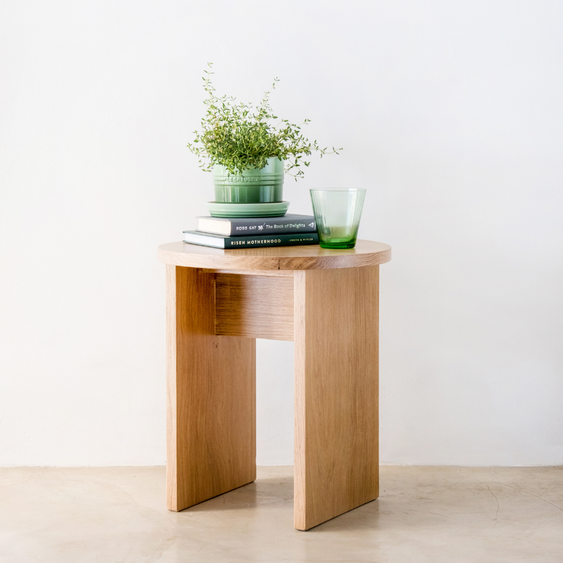 Adrienne-Oak-Side-Table-Styled_800x